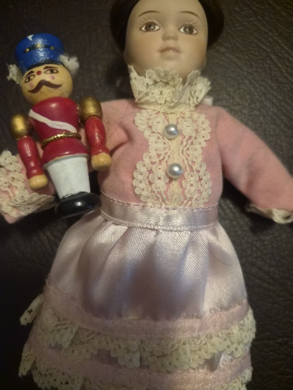American Girl Samantha's Doll - Picture 4 of 10